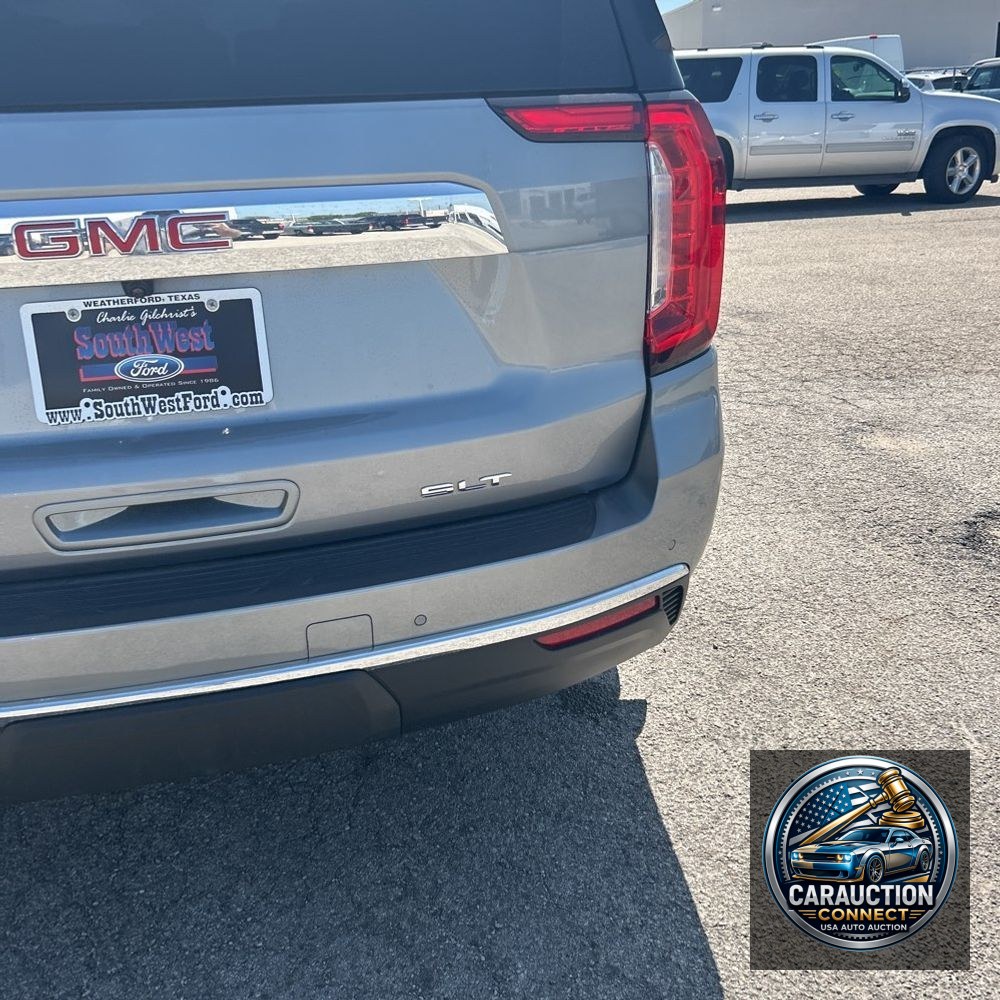 2024 GMC Yukon SLT
