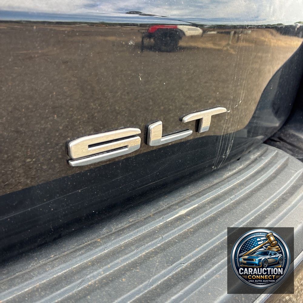 2022 GMC Yukon SLT