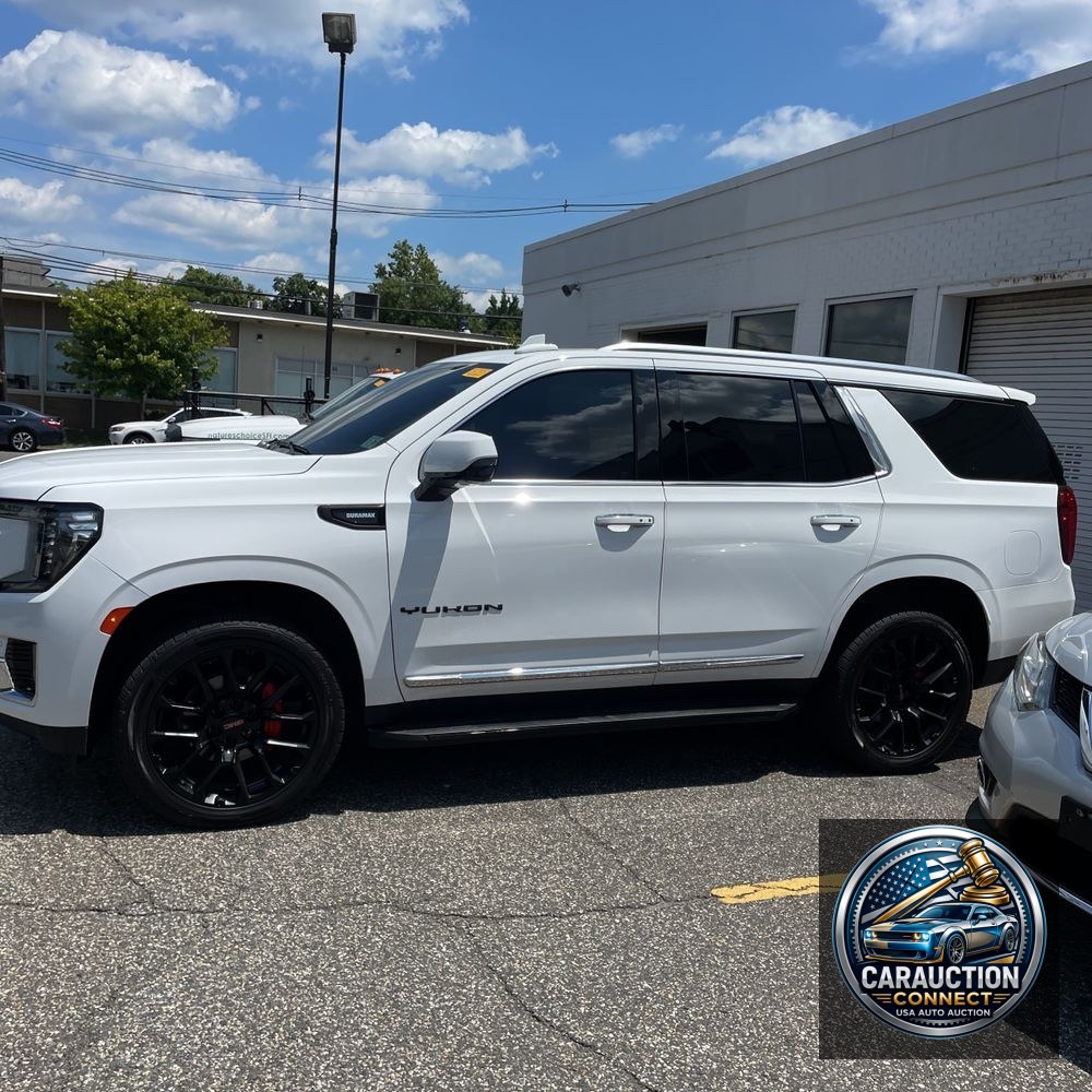 2022 GMC Yukon SLT