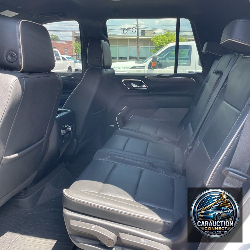 2022 GMC Yukon SLT