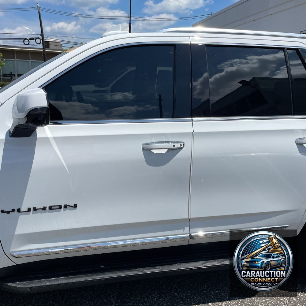 2022 GMC Yukon SLT