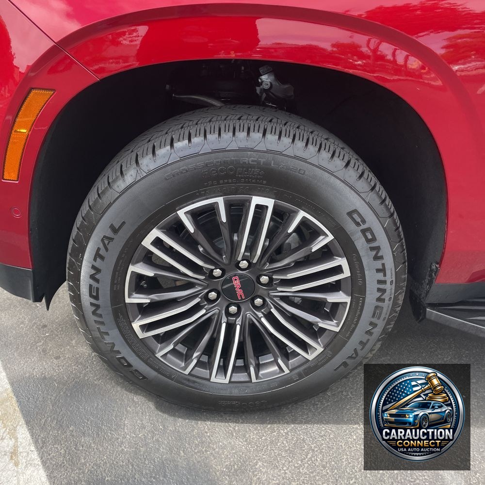 2025 GMC Yukon Elevation