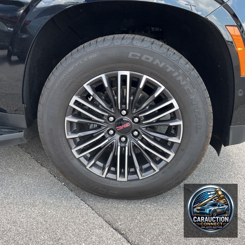 2025 GMC Yukon Elevation