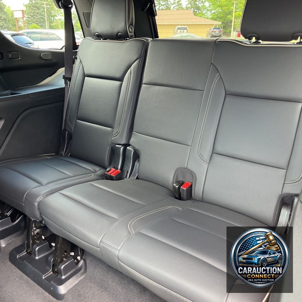 2025 GMC Yukon Elevation