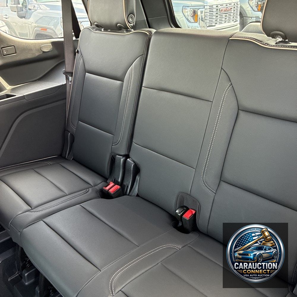 2025 GMC Yukon Elevation