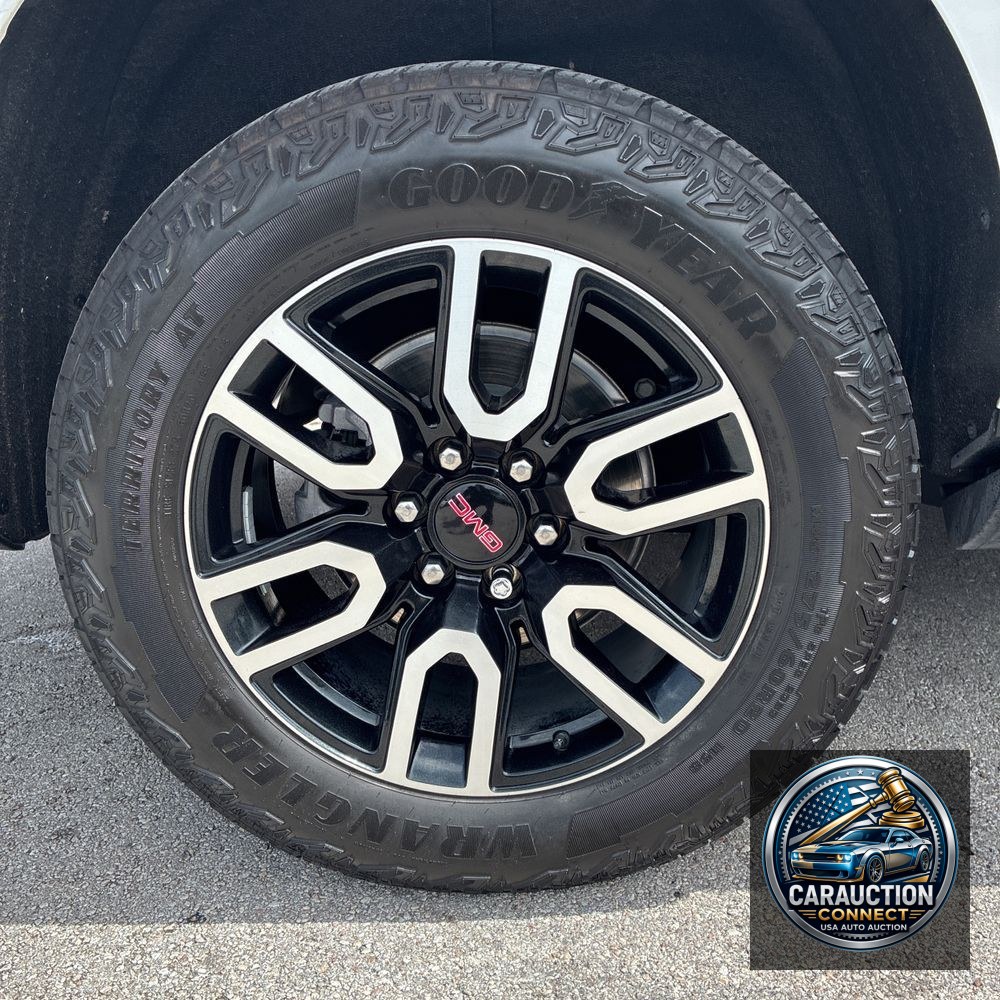 2023 GMC Yukon AT4