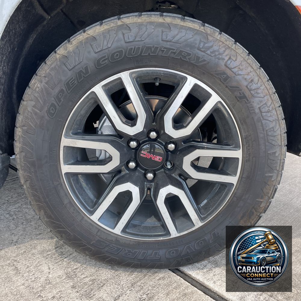 2022 GMC Yukon AT4