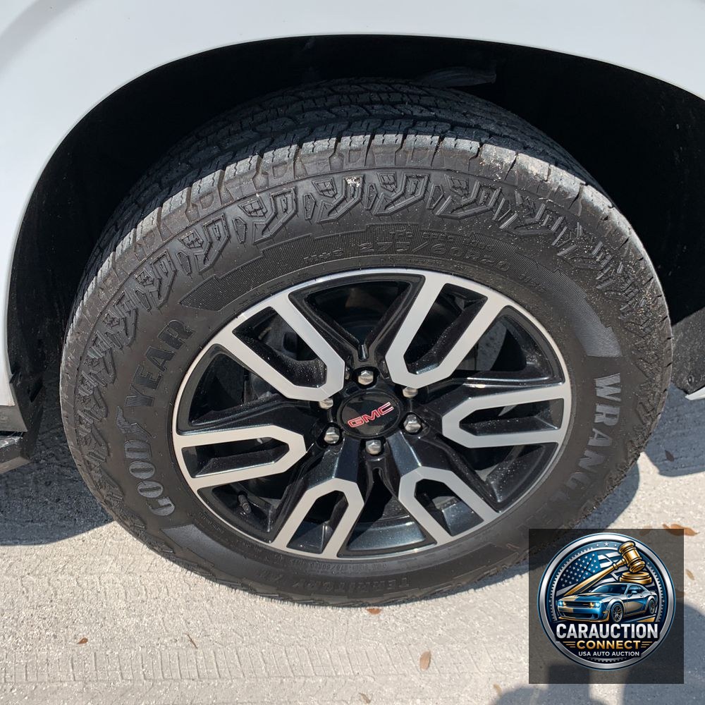 2024 GMC Yukon AT4