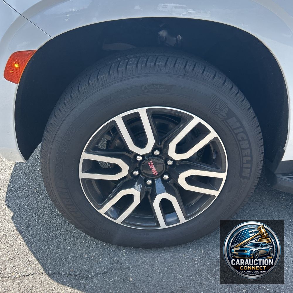 2022 GMC Yukon AT4