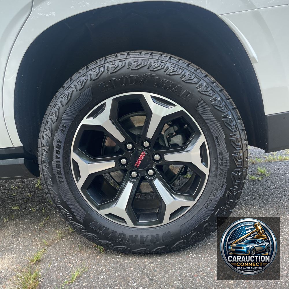 2025 GMC Yukon AT4