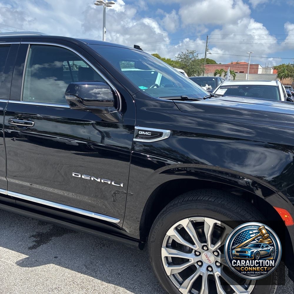 2023 GMC Yukon Denali
