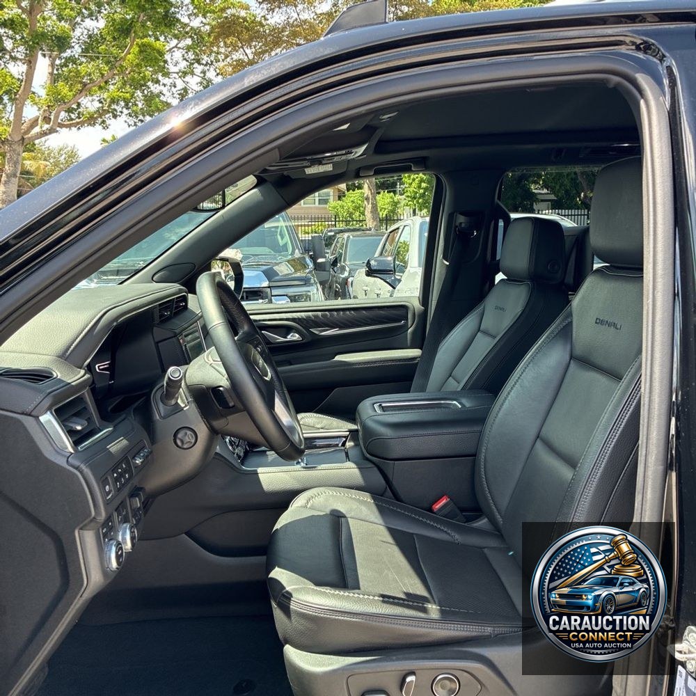 2023 GMC Yukon Denali