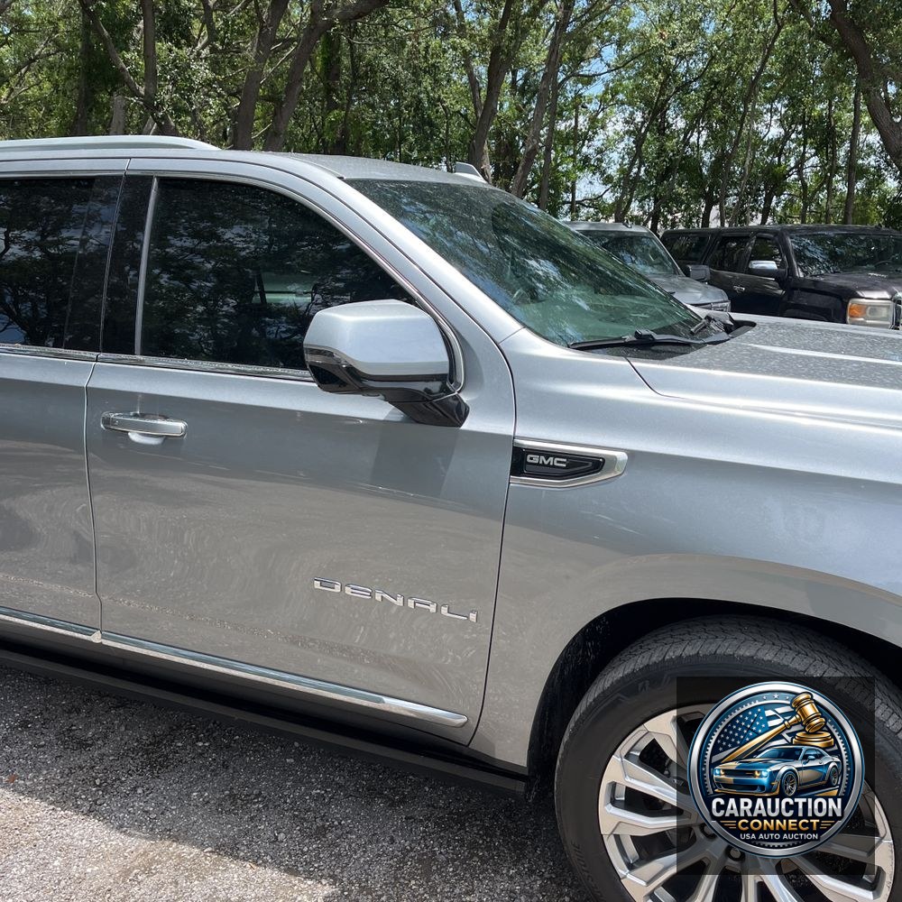 2023 GMC Yukon Denali