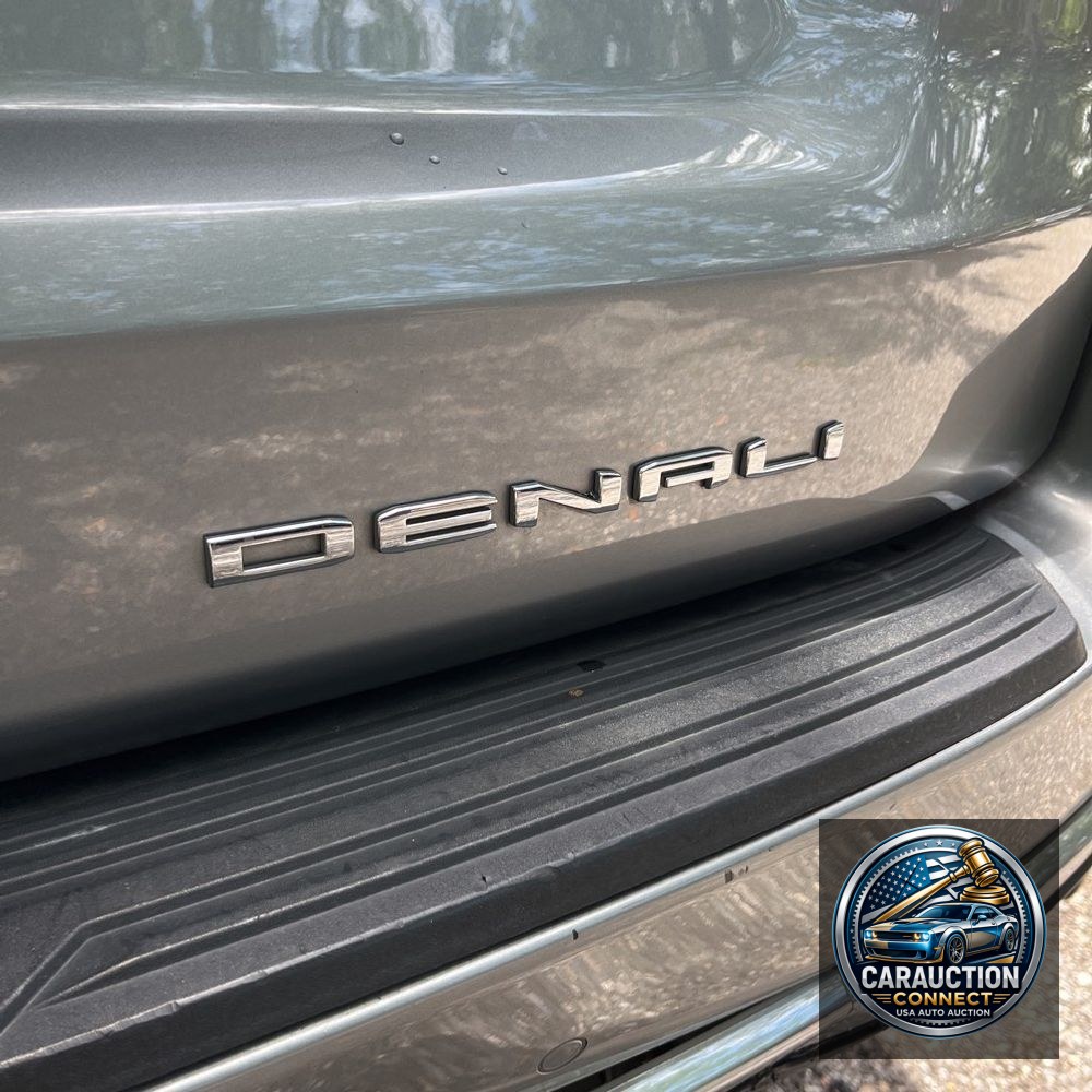 2023 GMC Yukon Denali