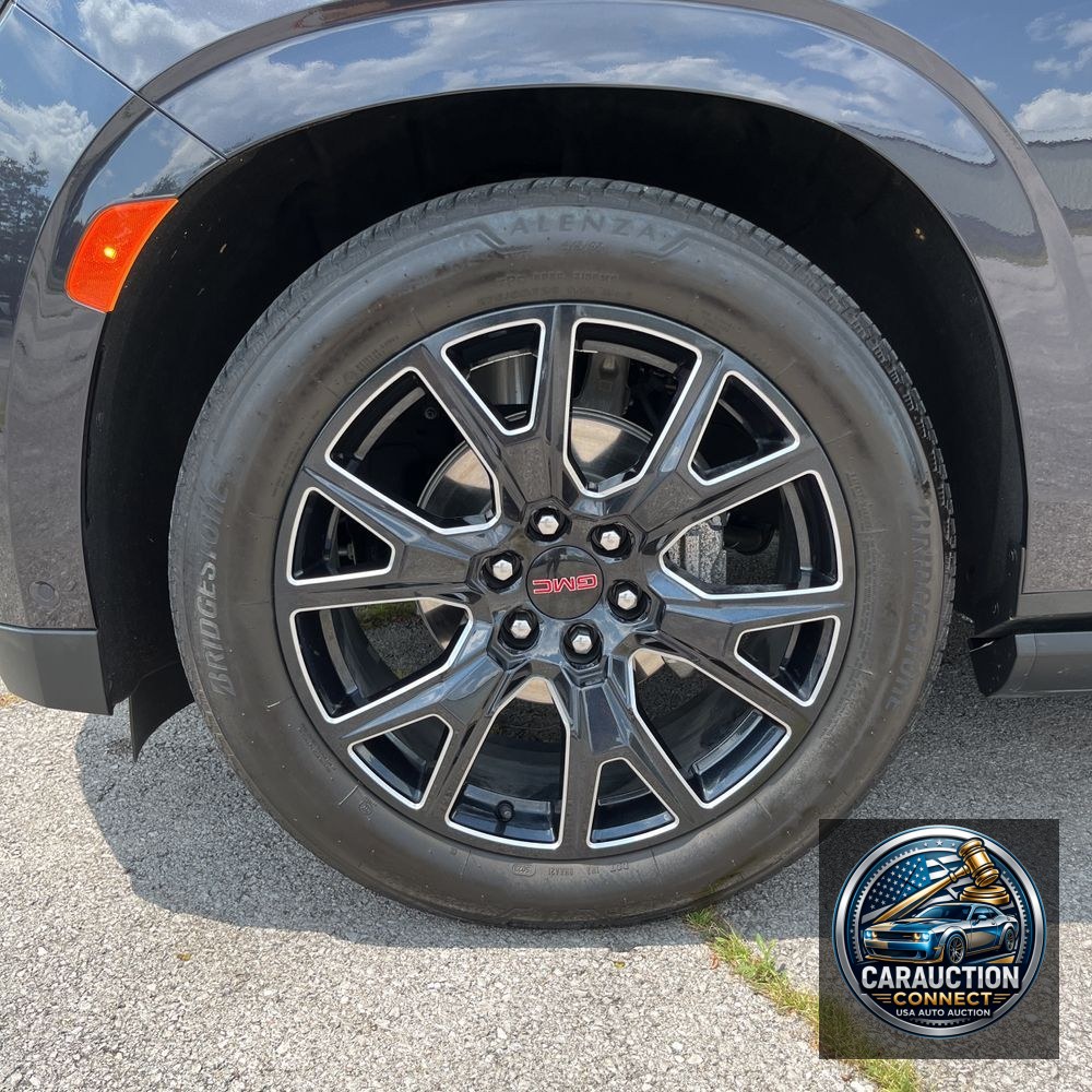 2024 GMC Yukon Denali