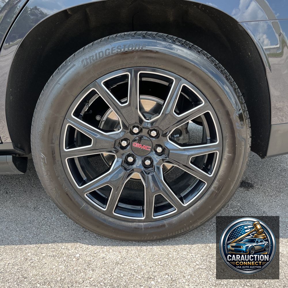 2024 GMC Yukon Denali
