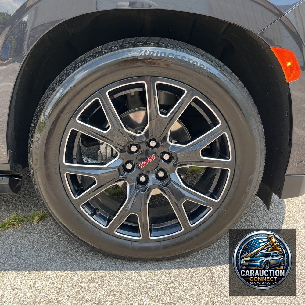 2024 GMC Yukon Denali
