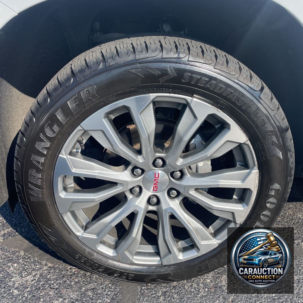 2022 GMC Yukon Denali