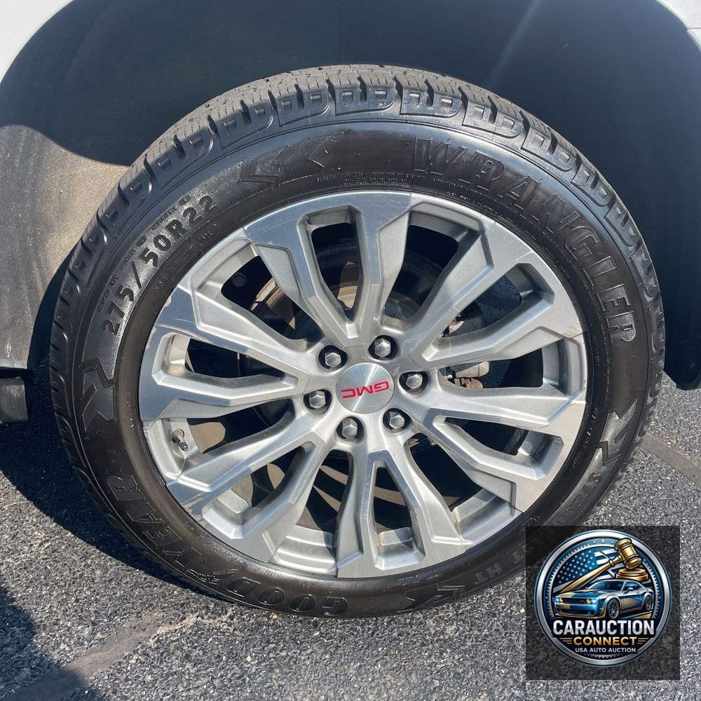 2022 GMC Yukon Denali