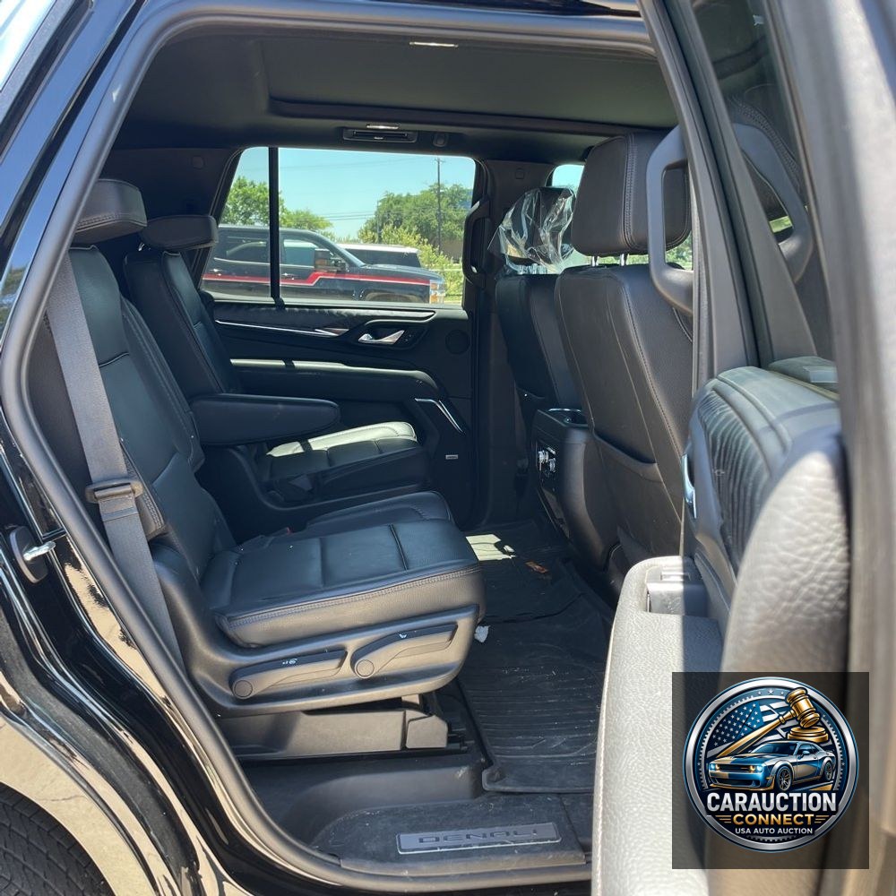 2023 GMC Yukon Denali