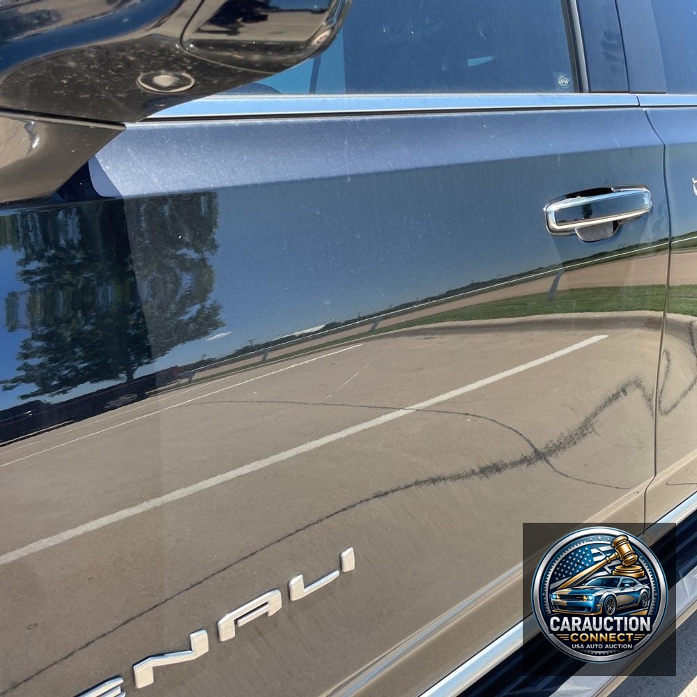 2023 GMC Yukon Denali
