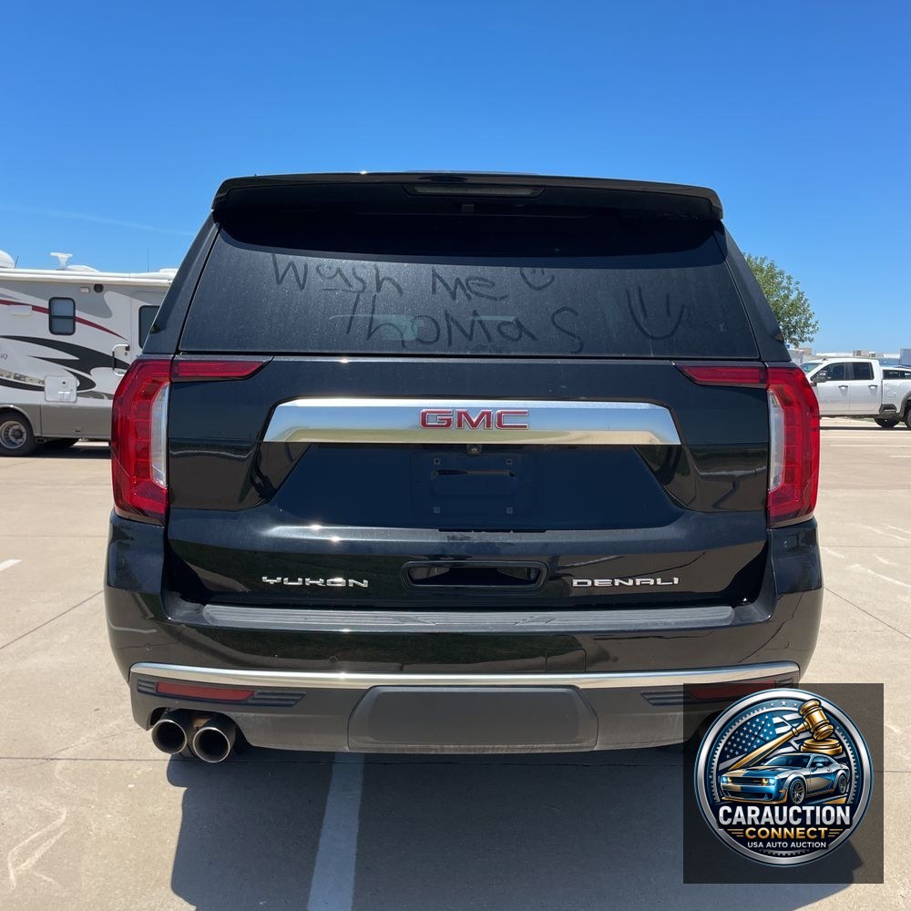 2023 GMC Yukon Denali