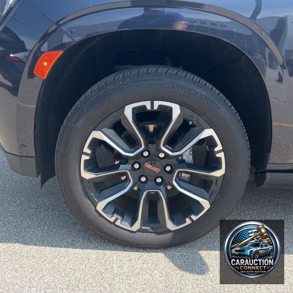 2024 GMC Yukon Denali