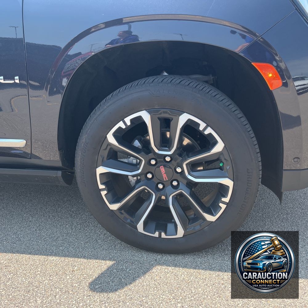 2024 GMC Yukon Denali