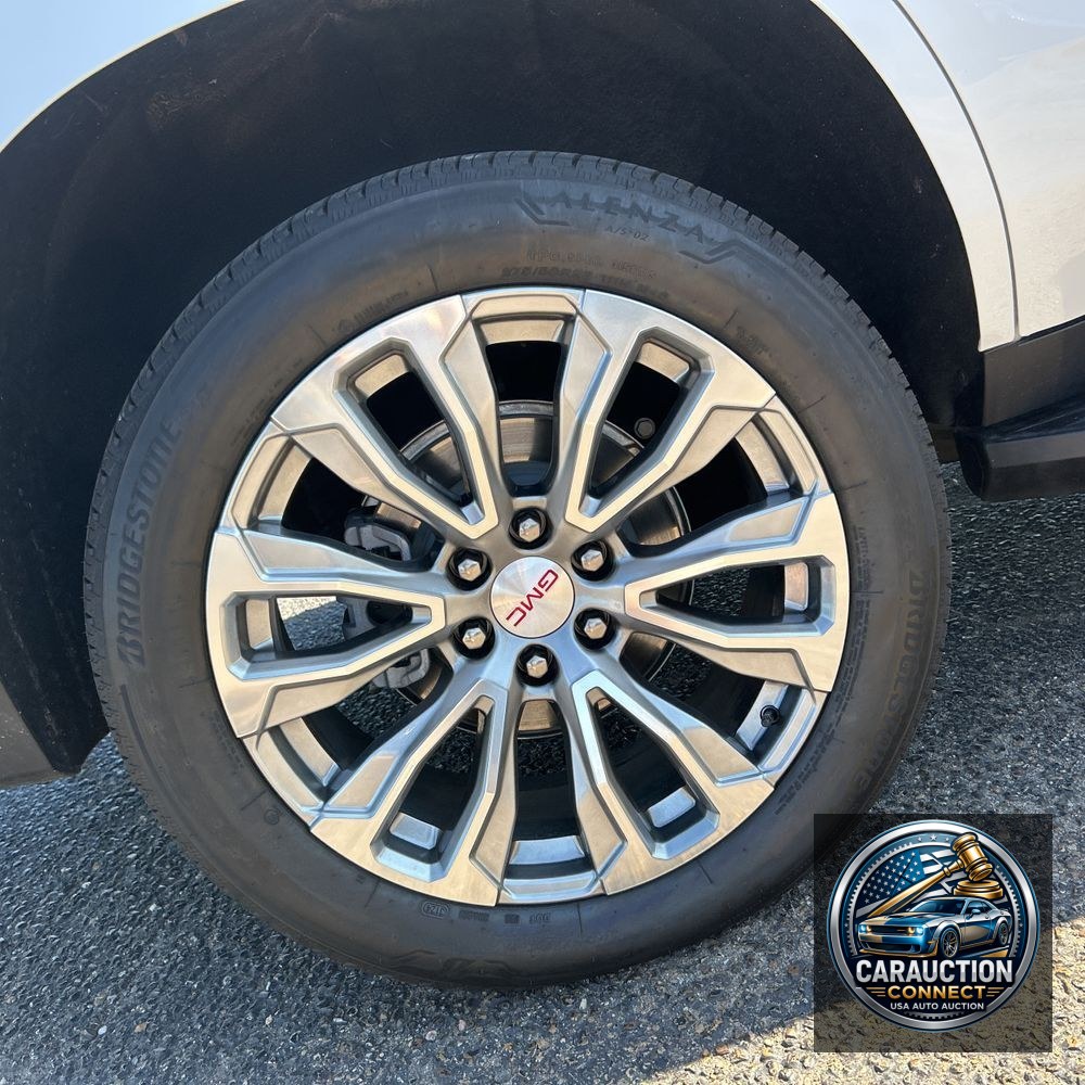 2024 GMC Yukon Denali