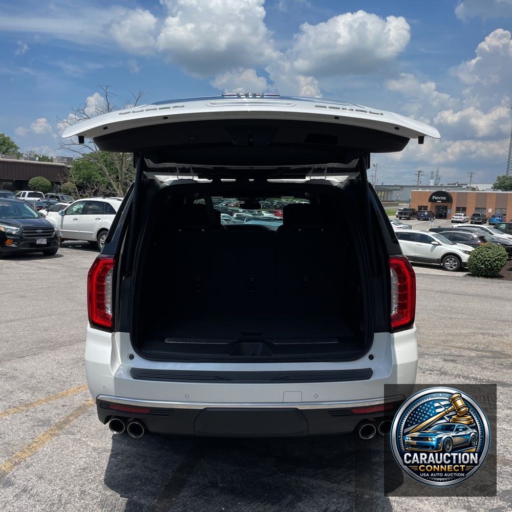2023 GMC Yukon Denali
