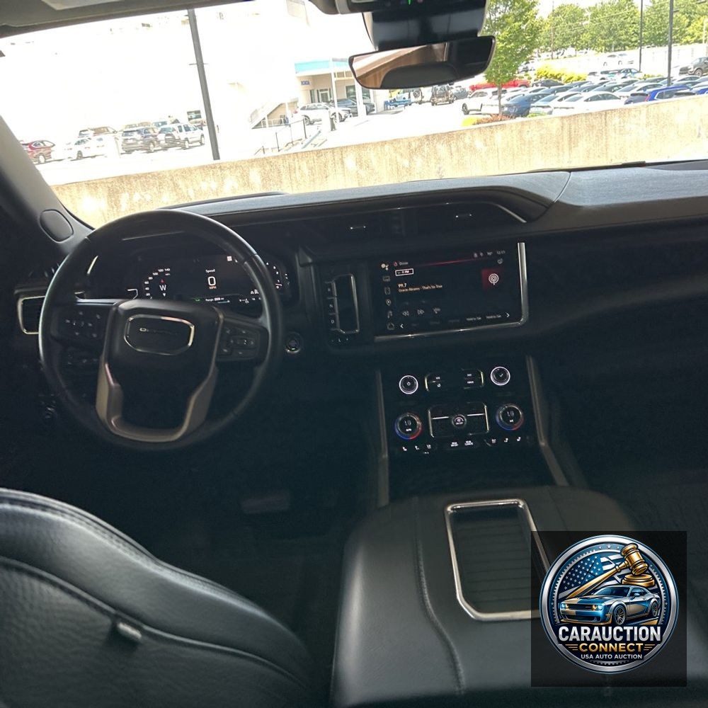 2023 GMC Yukon Denali