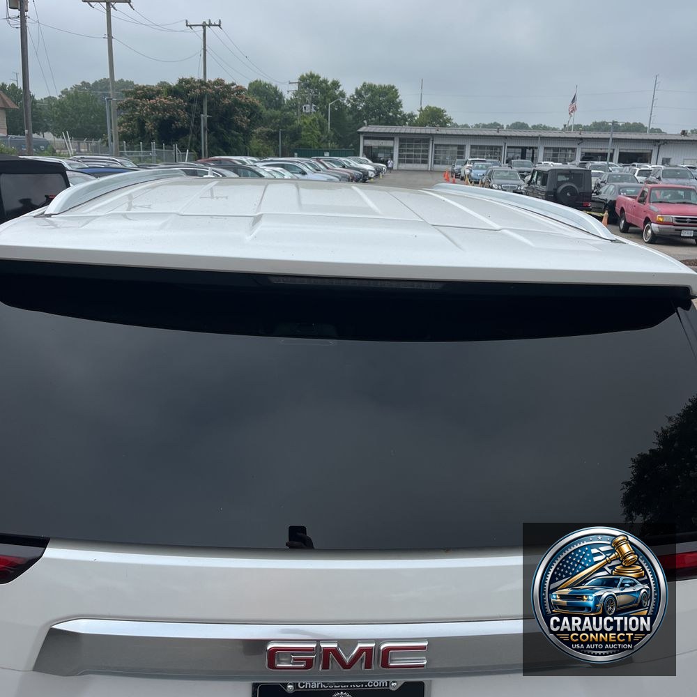 2022 GMC Yukon Denali