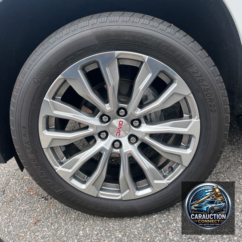 2022 GMC Yukon Denali