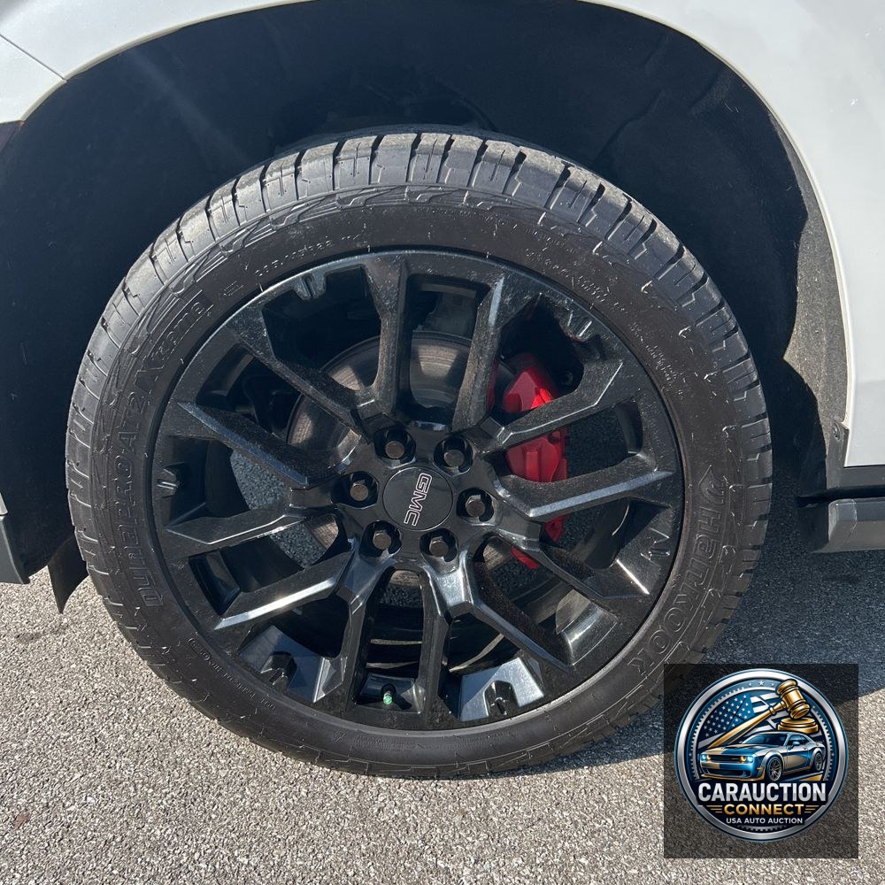 2022 GMC Yukon Denali