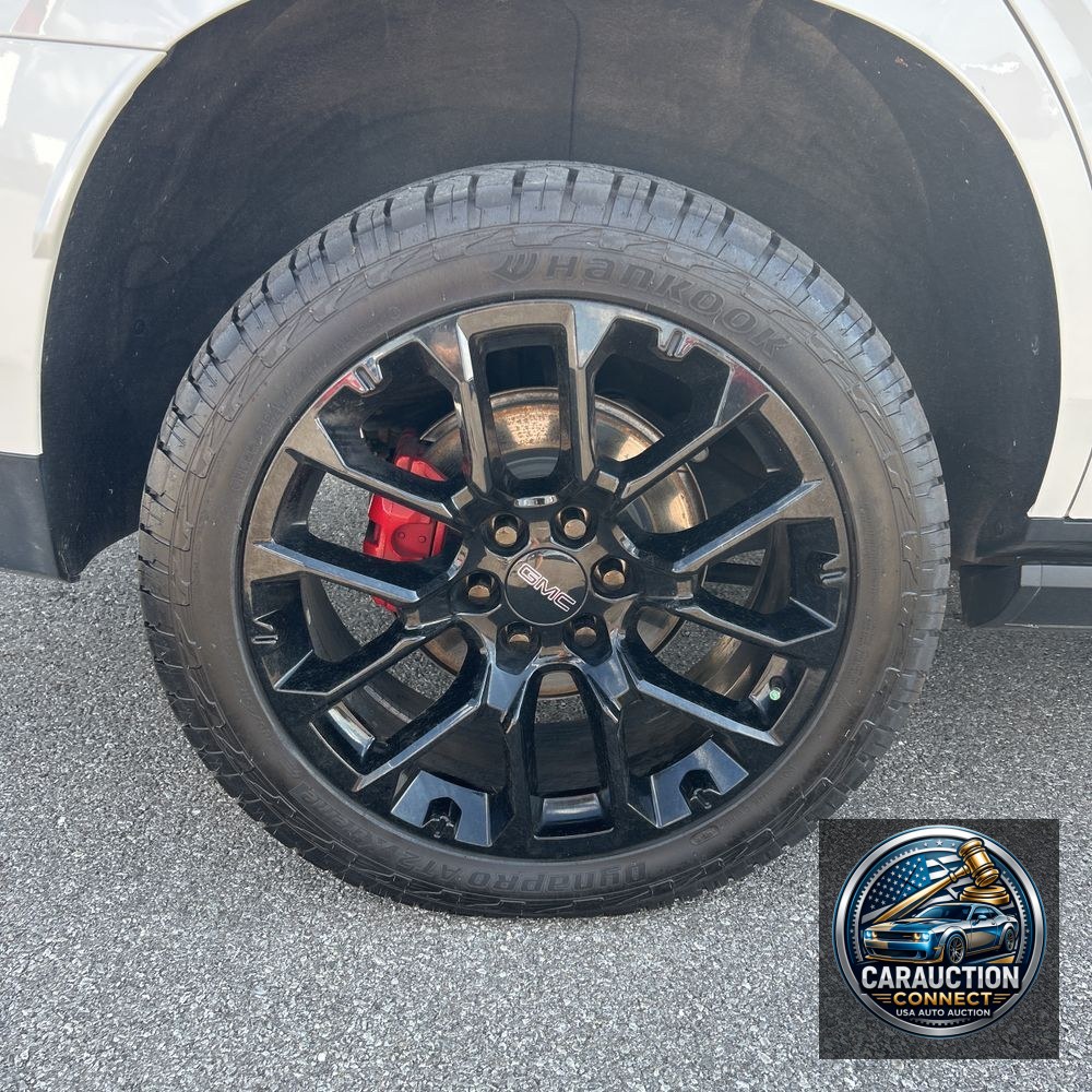 2022 GMC Yukon Denali