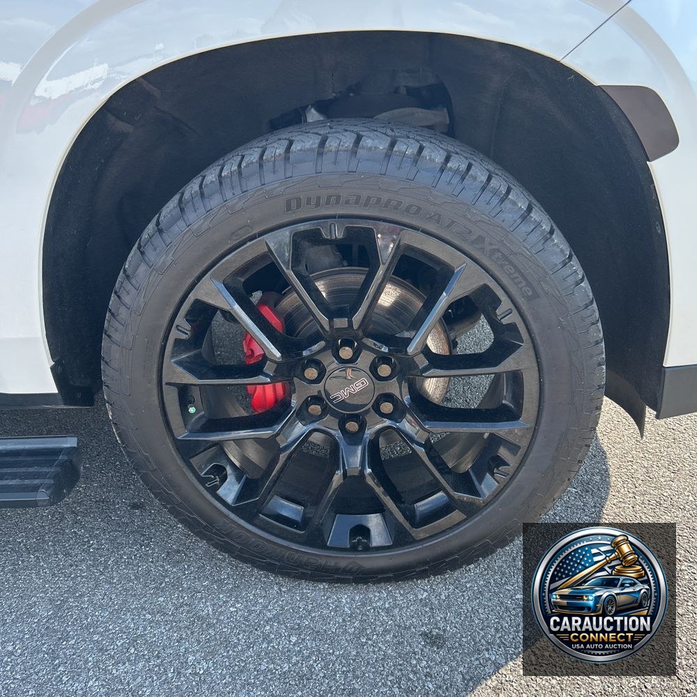 2022 GMC Yukon Denali
