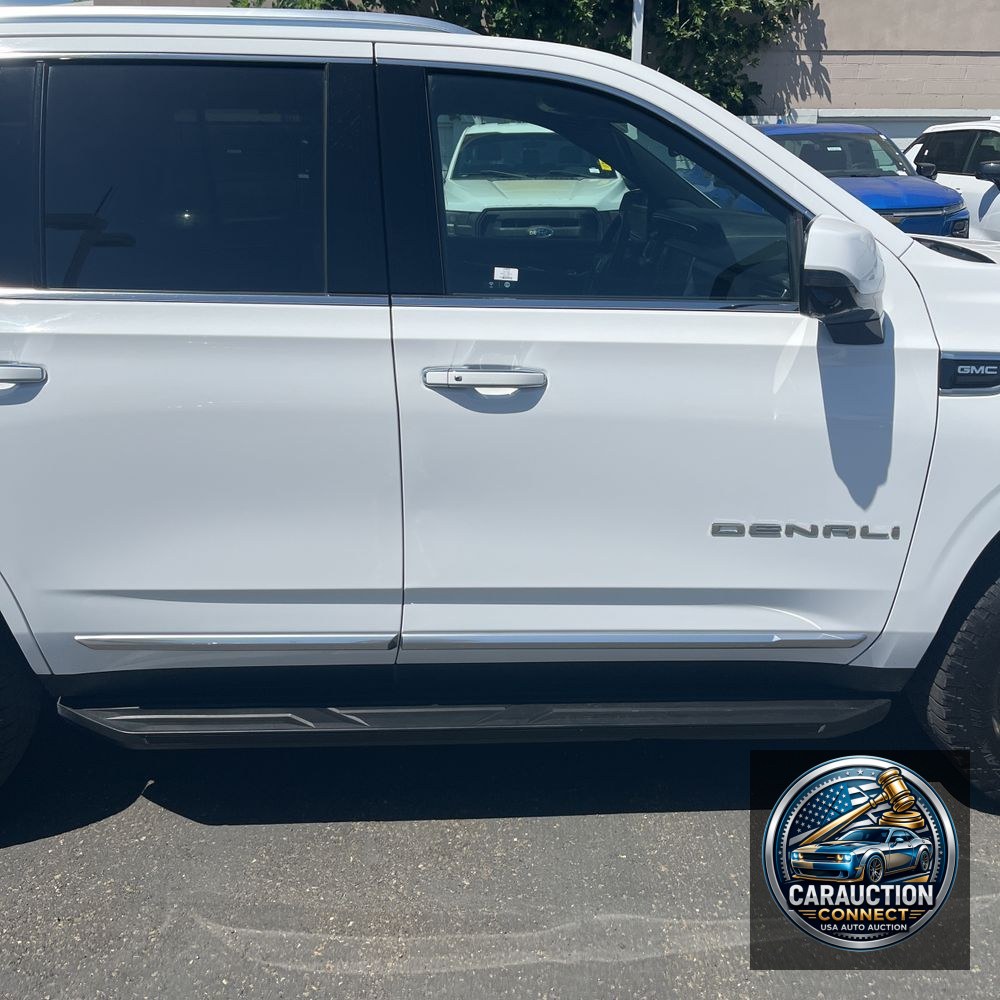 2023 GMC Yukon Denali