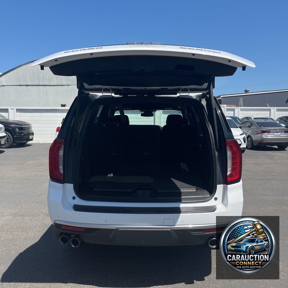 2023 GMC Yukon Denali