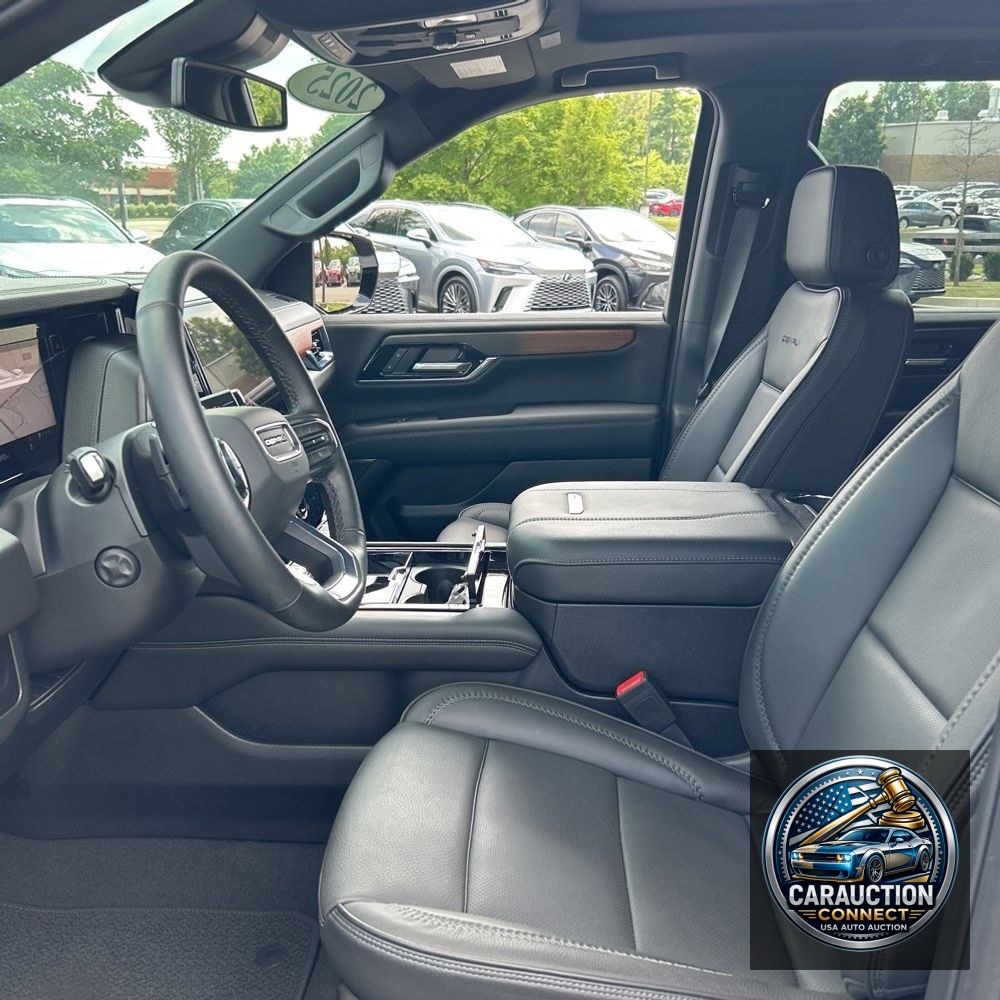 2025 GMC Yukon Denali