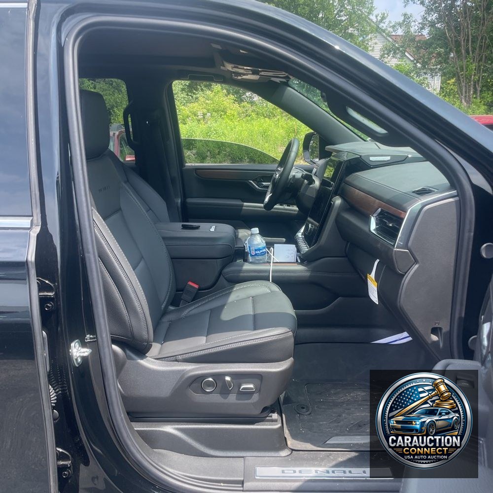 2025 GMC Yukon Denali
