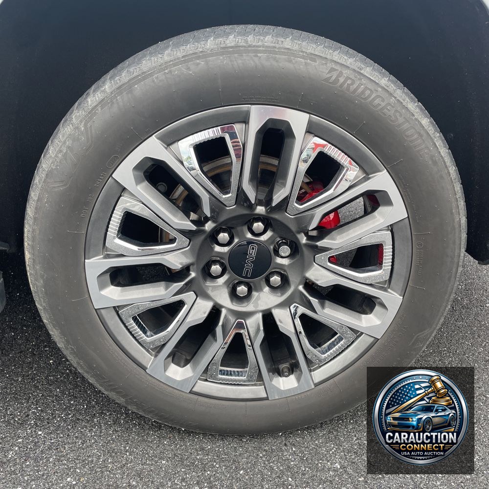 2023 GMC Yukon Denali Ultimate