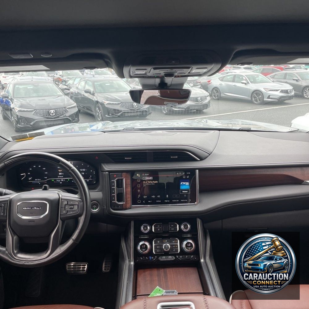 2023 GMC Yukon Denali Ultimate