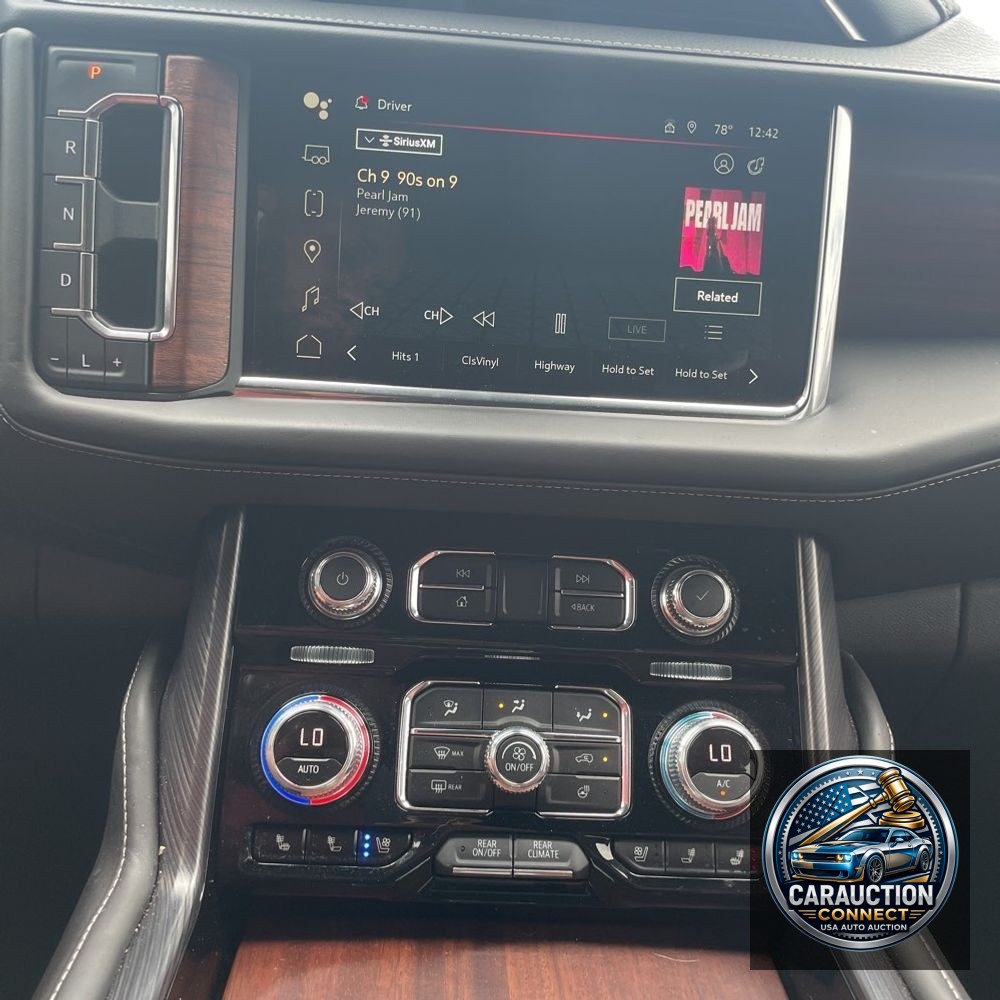 2023 GMC Yukon Denali Ultimate