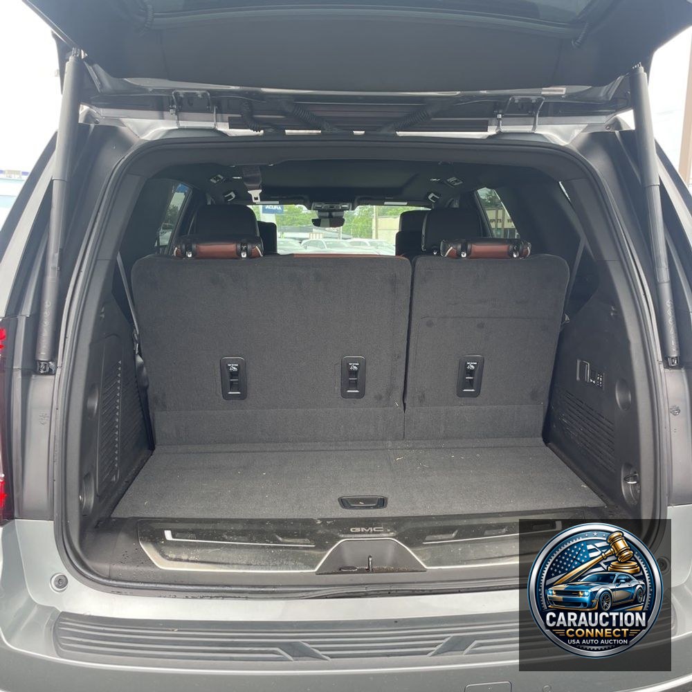 2023 GMC Yukon Denali Ultimate