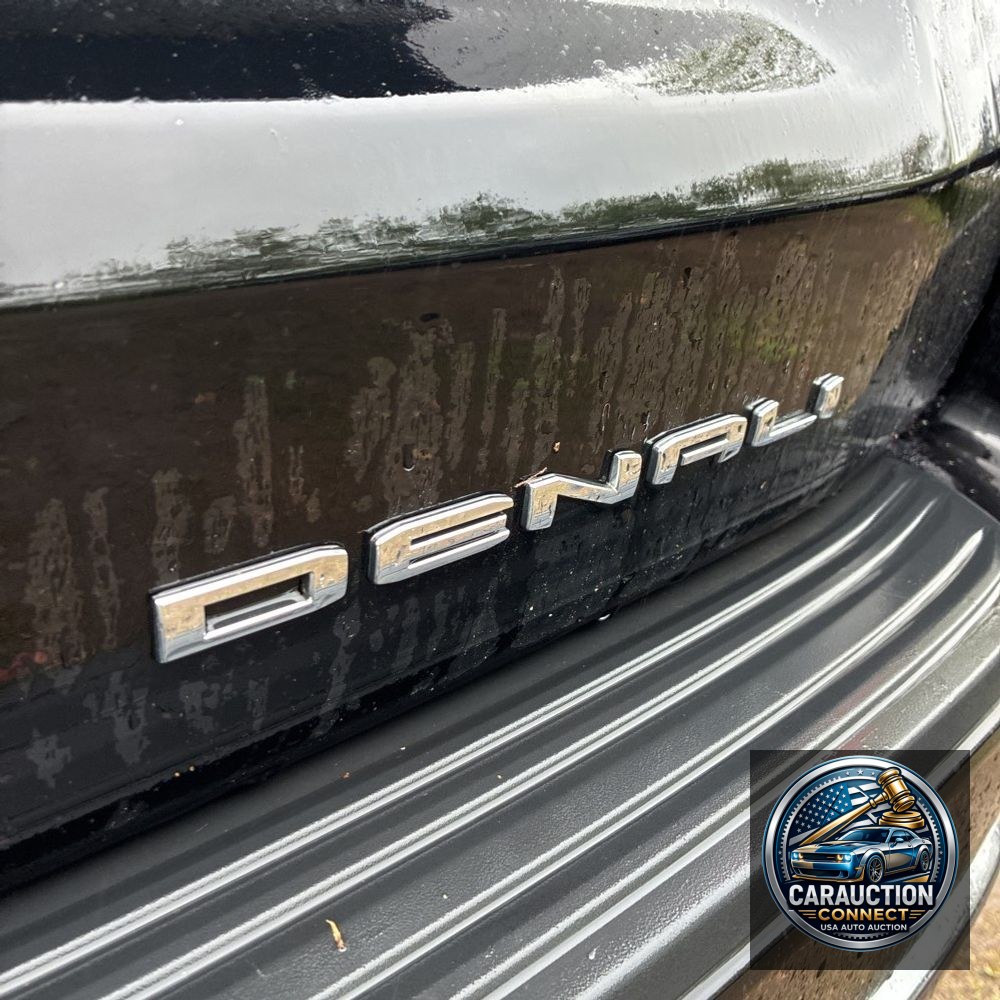 2023 GMC Yukon Denali Ultimate