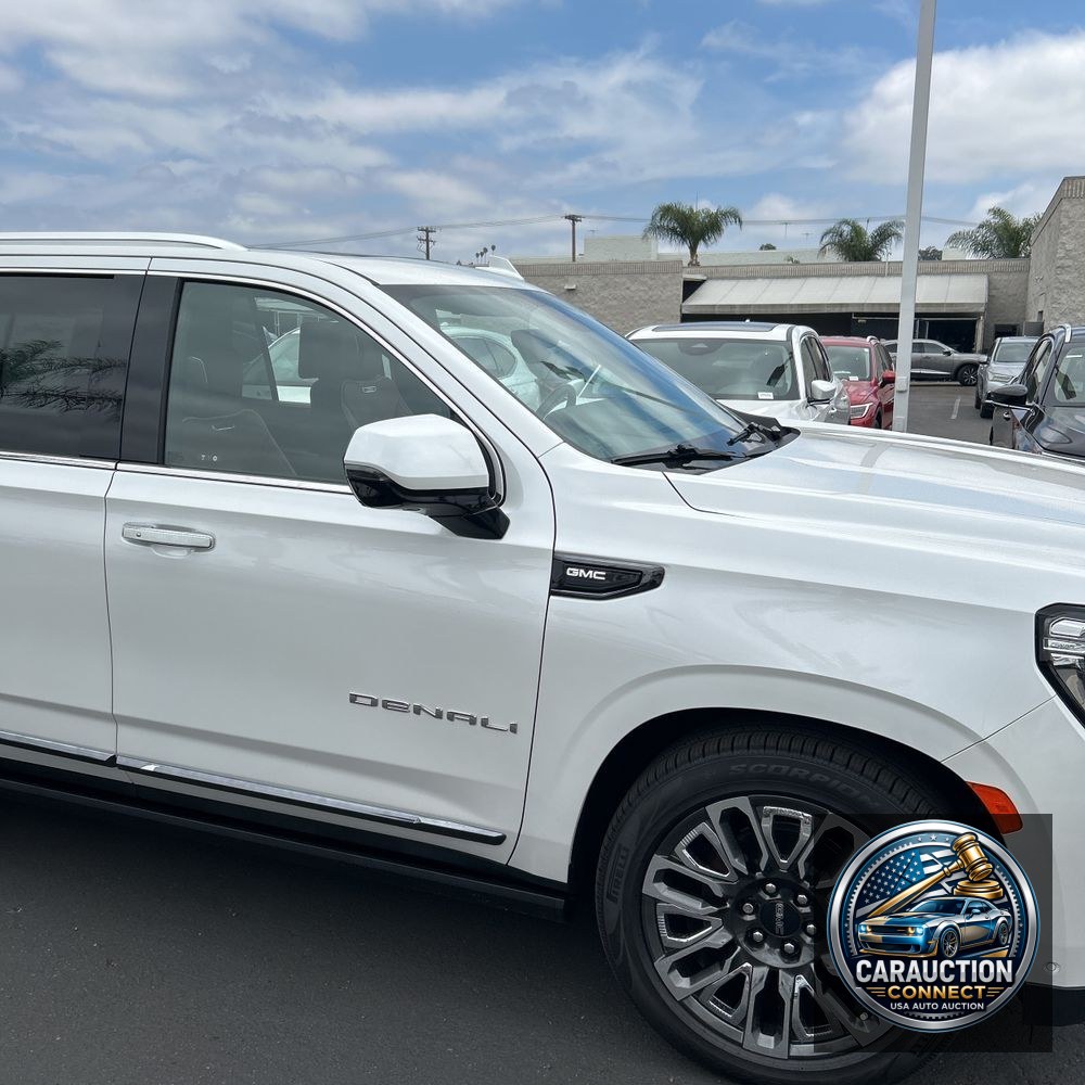 2023 GMC Yukon Denali Ultimate