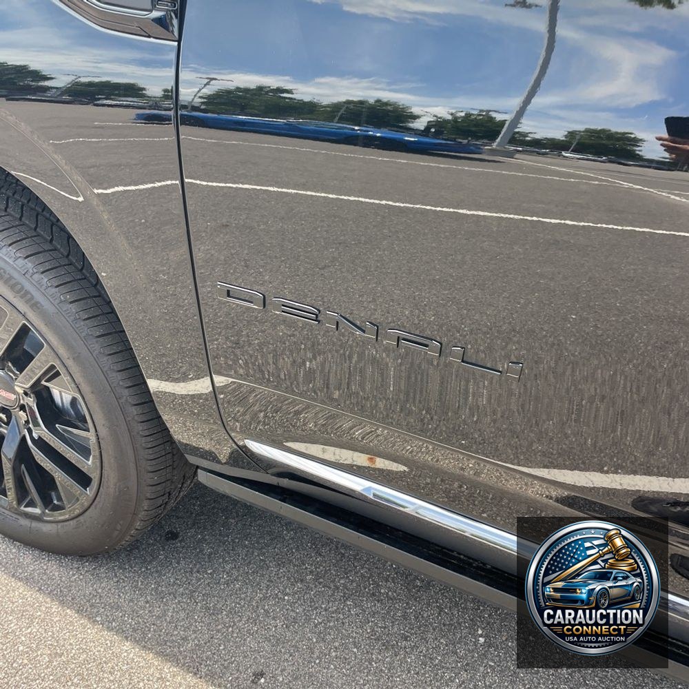 2025 GMC Yukon Denali Ultimate