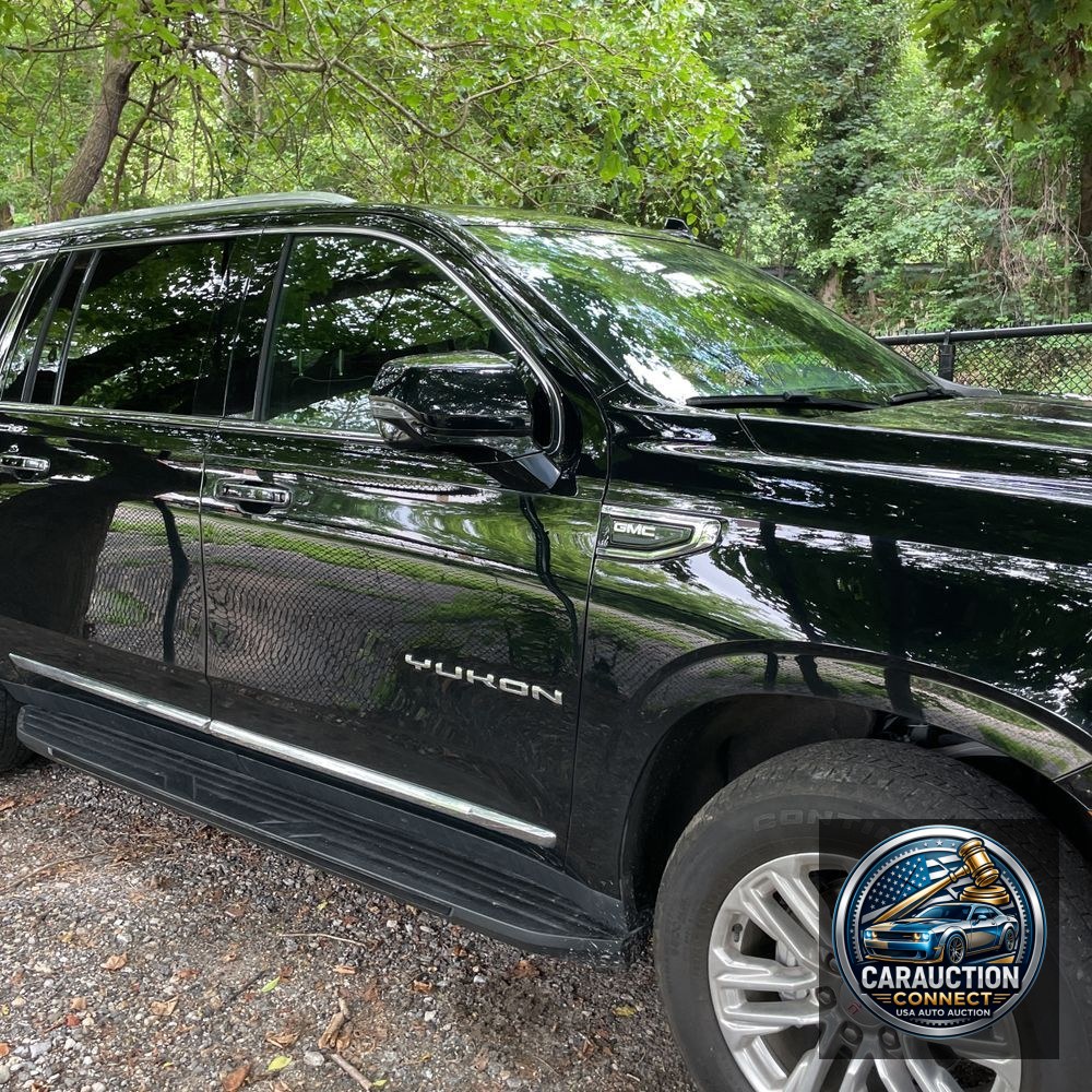 2023 GMC Yukon XL SLT