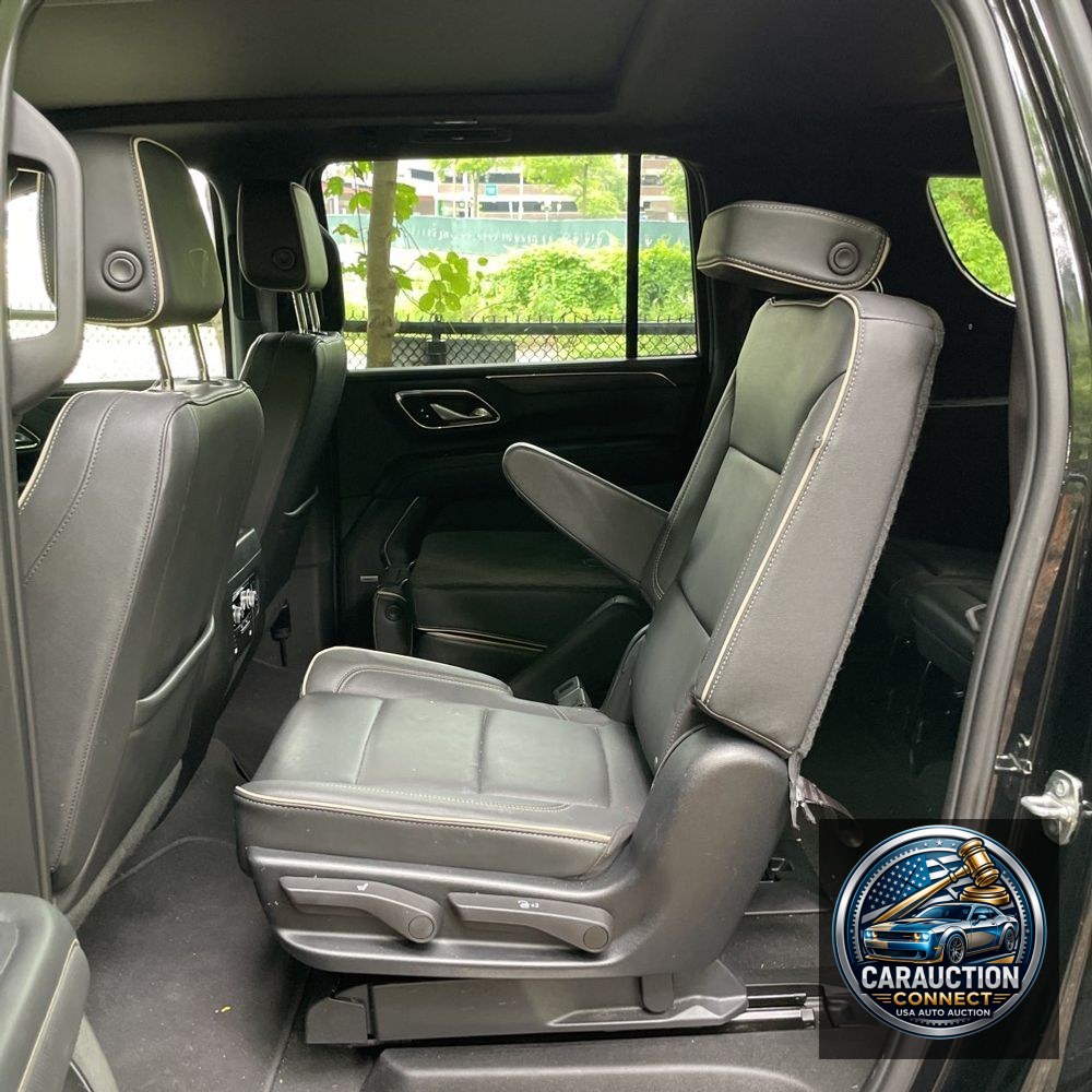 2023 GMC Yukon XL SLT