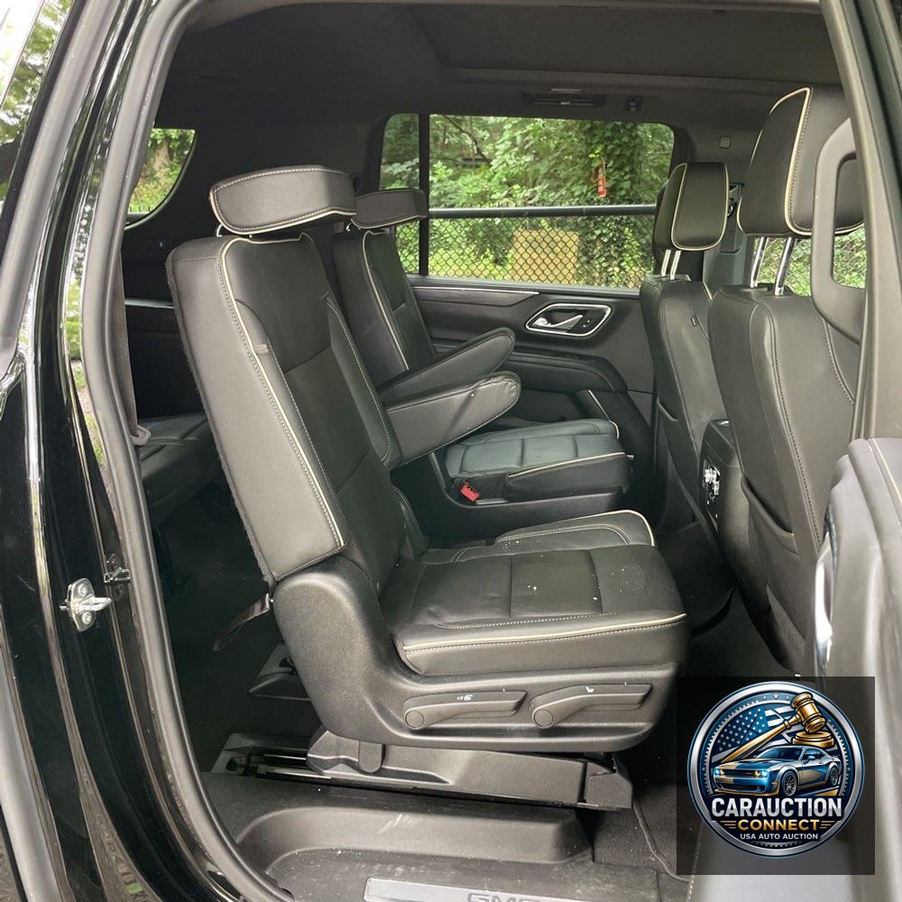 2023 GMC Yukon XL SLT